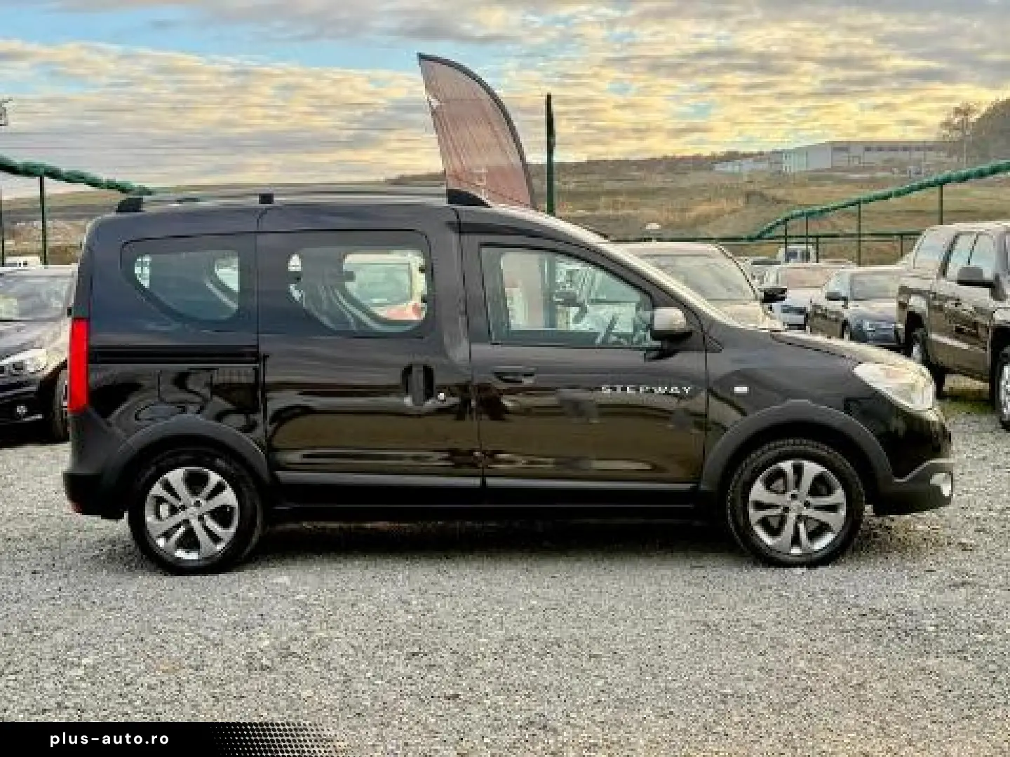 Dacia Dokker Stepway  2016