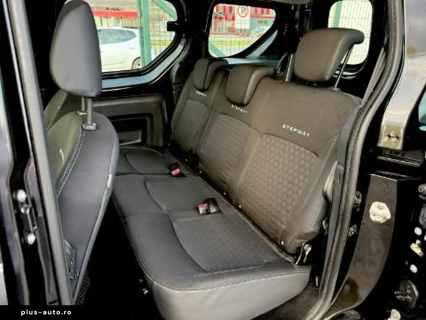 Dacia Dokker Stepway  2016