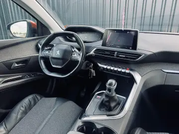 Peugeot 3008 BLUE-HDI  1.6 DIESEL 120 CP  Fab. 12.2016