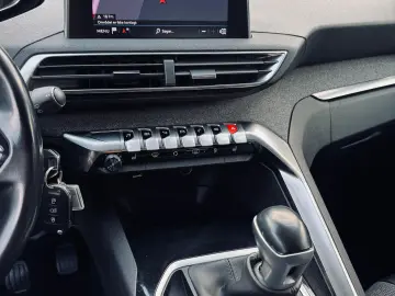 Peugeot 3008 BLUE-HDI  1.6 DIESEL 120 CP  Fab. 12.2016