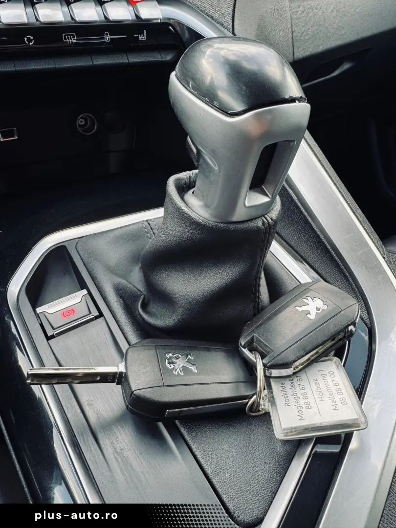 Peugeot 3008 BLUE-HDI  1.6 DIESEL 120 CP  Fab. 12.2016