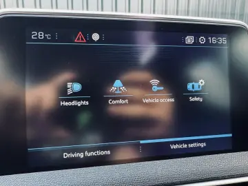 Peugeot 3008 BLUE-HDI  1.6 DIESEL 120 CP  Fab. 12.2016