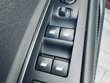 Peugeot 3008 BLUE-HDI  1.6 DIESEL 120 CP  Fab. 12.2016