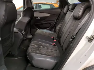 Peugeot 3008   2018   186.000 KM   GT Line   Rate   Garantie