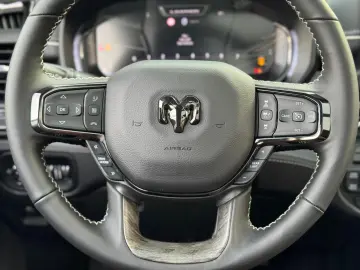 Dodge RAM 1500 3.0 Hurricane 540hp Limited Night