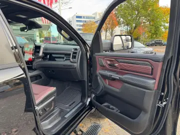 Dodge RAM 1500 3.0 Hurricane 540hp Limited Night