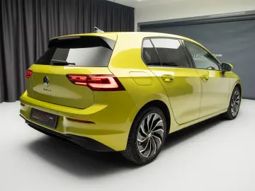 Volkswagen Golf 8