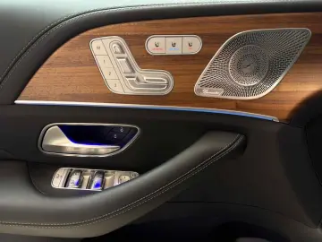 MERCEDES-BENZ GLS 450d 4M AMG