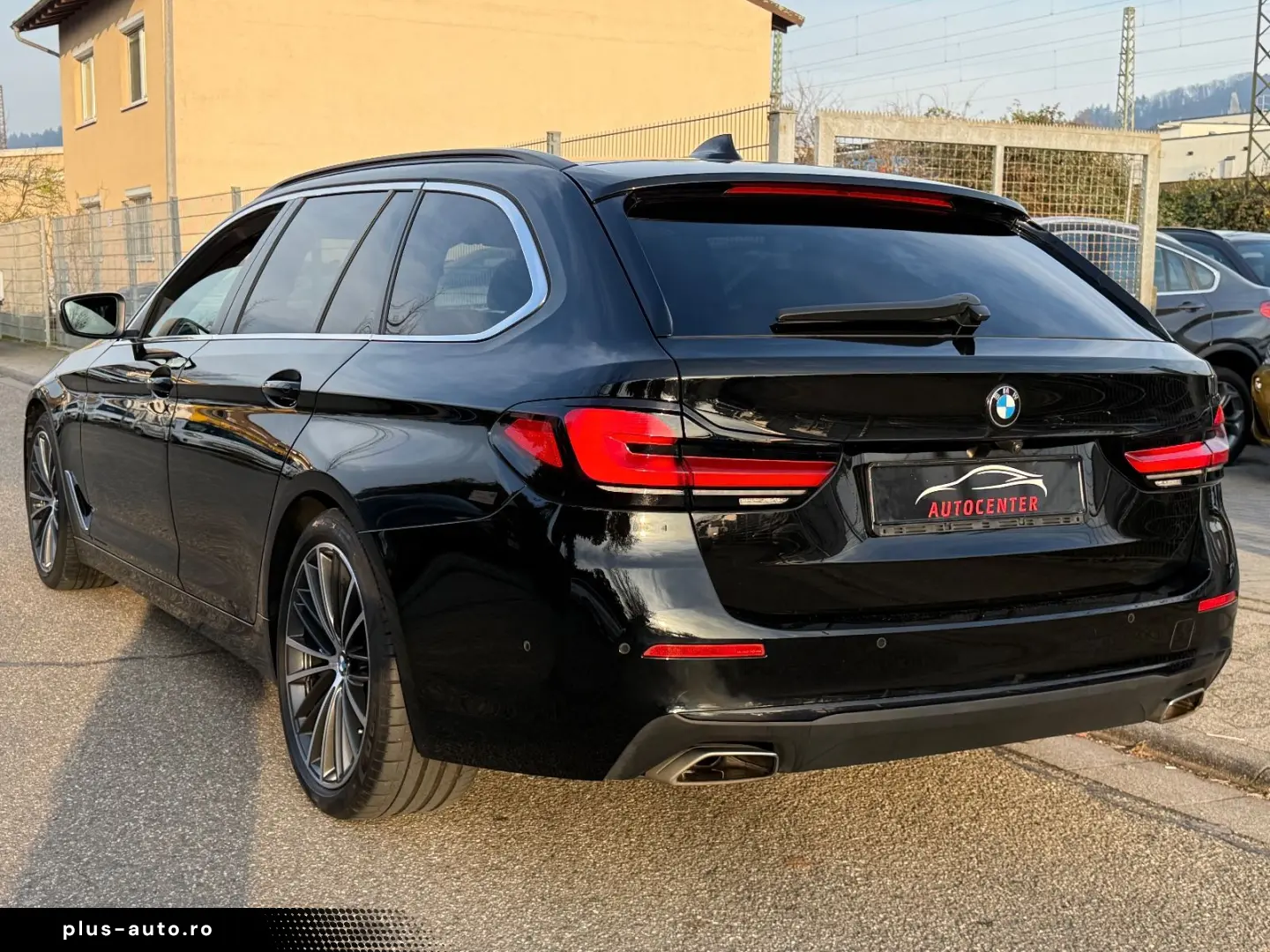 BMW 530d Touring xDrive  INDIVIDUAL EXCLUSIVE VOLL