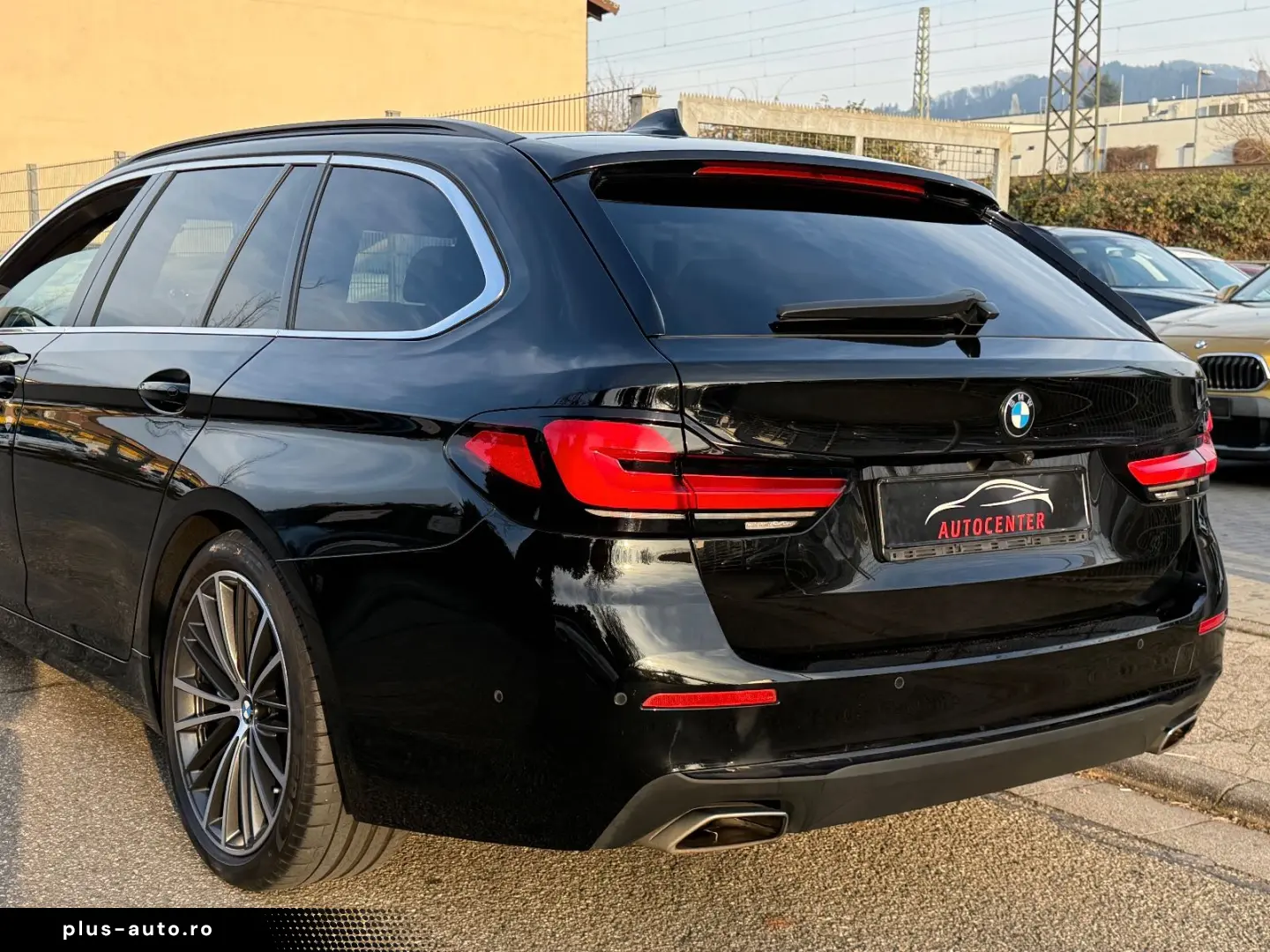 BMW 530d Touring xDrive  INDIVIDUAL EXCLUSIVE VOLL