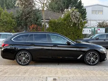 BMW 530d Touring xDrive  INDIVIDUAL EXCLUSIVE VOLL