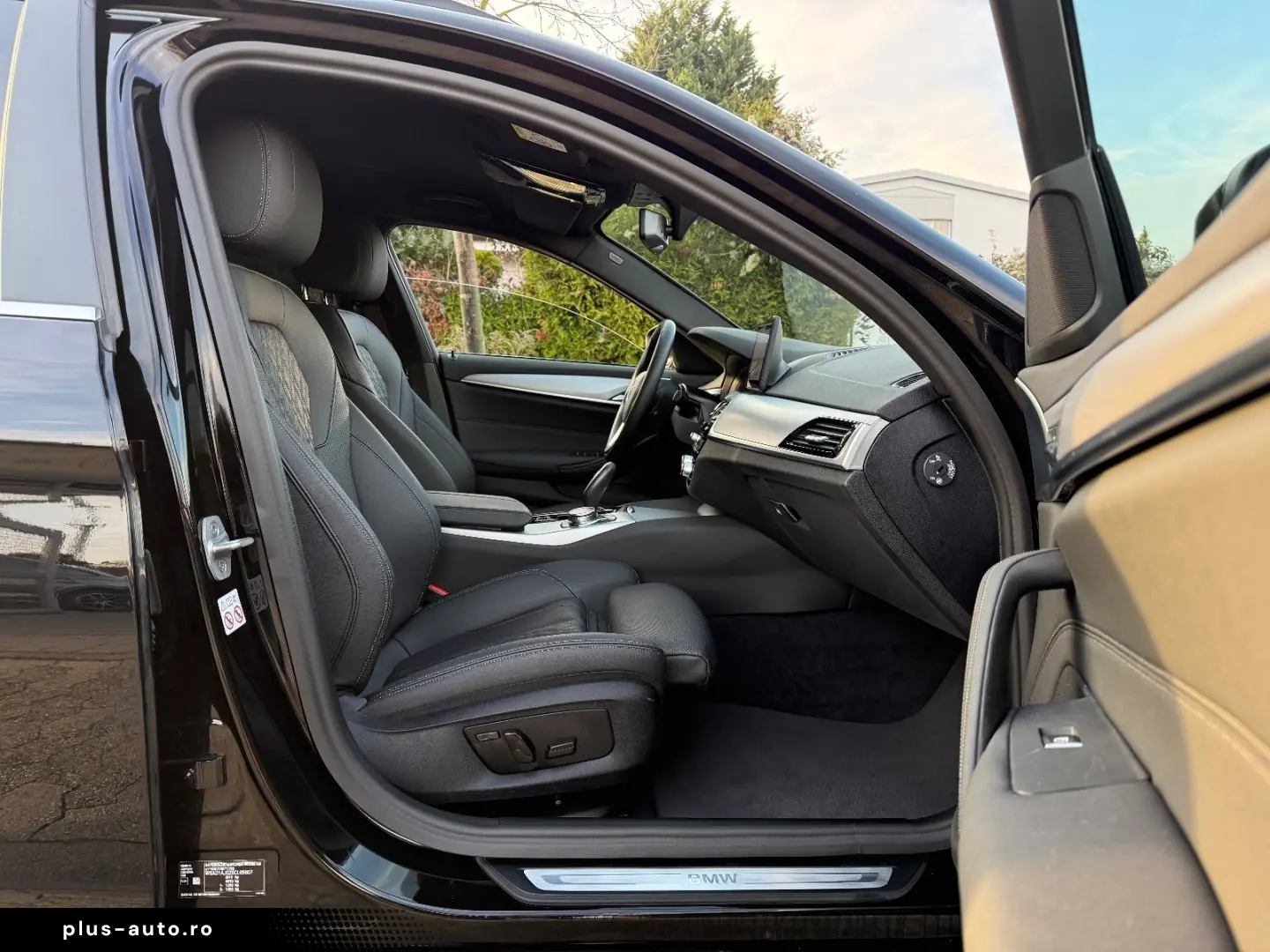 BMW 530d Touring xDrive  INDIVIDUAL EXCLUSIVE VOLL