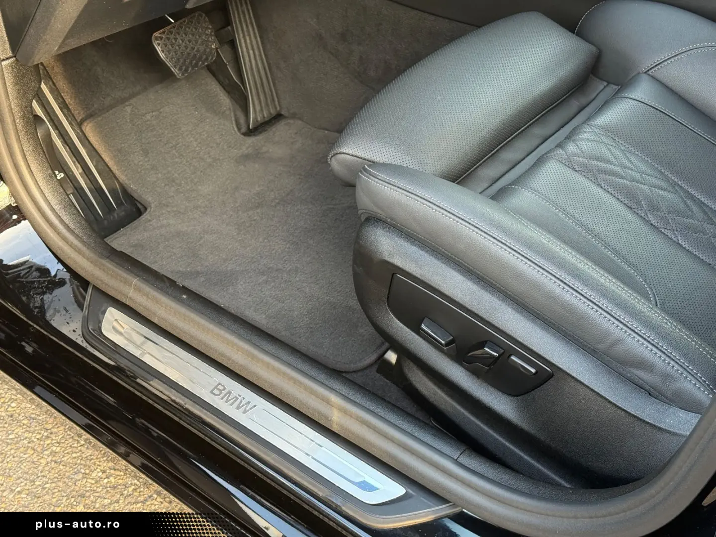 BMW 530d Touring xDrive  INDIVIDUAL EXCLUSIVE VOLL