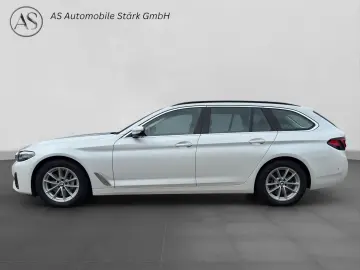 BMW 530d Touring xDrive LED Kamera Leder DAB
