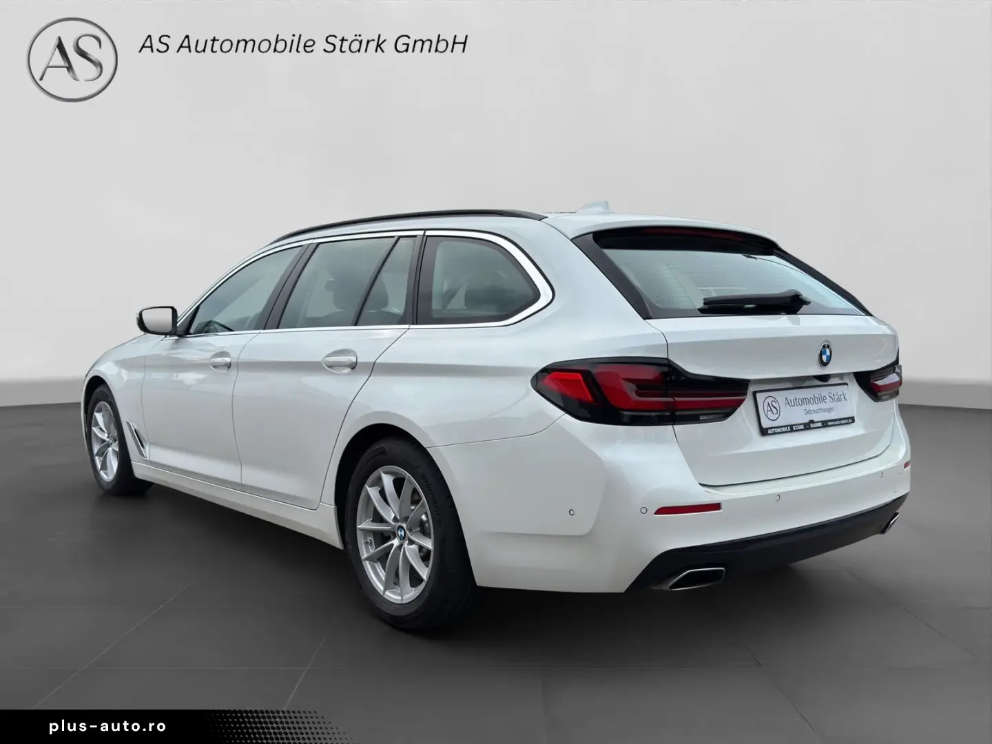 BMW 530d Touring xDrive LED Kamera Leder DAB