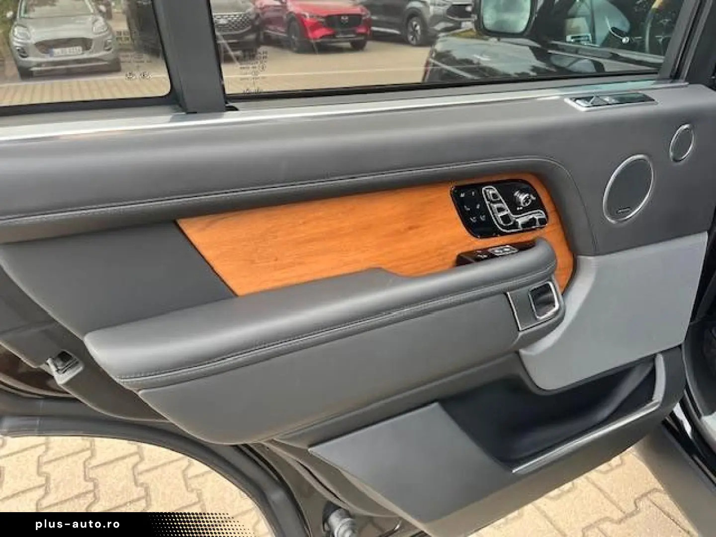 LAND ROVER Range Rover LWB Autobiography lang TV Businesscl