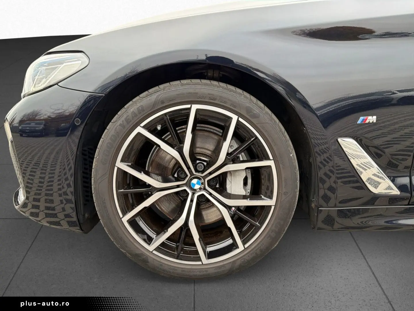 BMW 530d xDr Tour M Sport Pano AHK Laser HuD LCProf