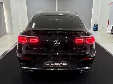 MERCEDES-BENZ GLC 300 e Coupe 4M AMG-LINE