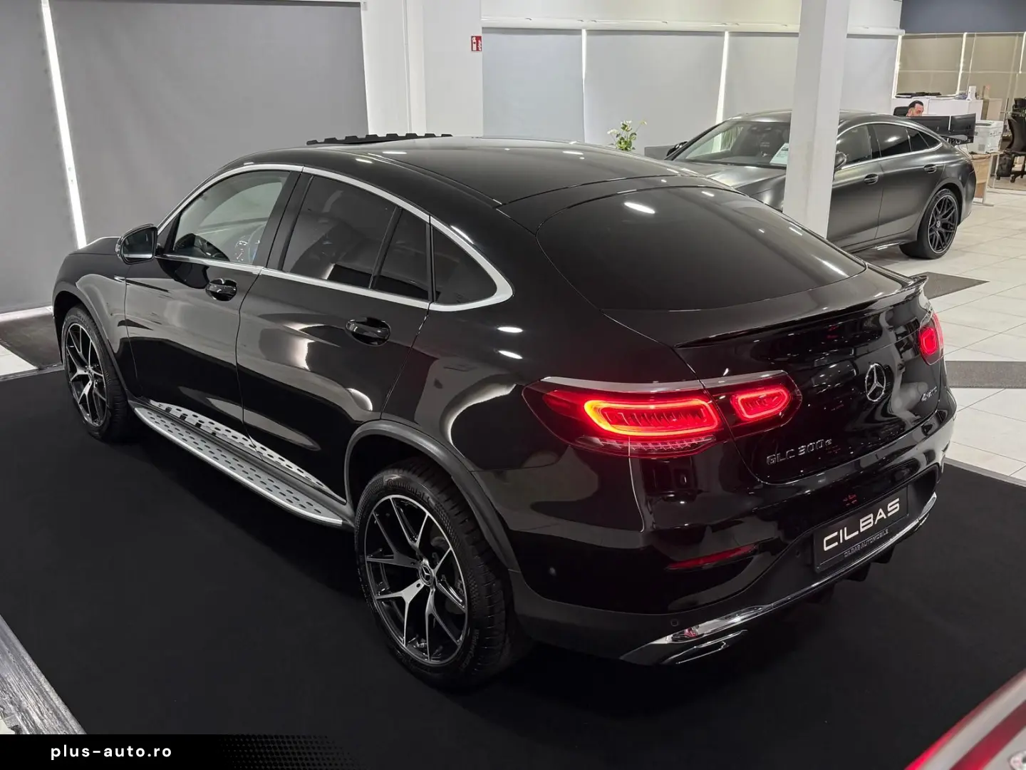 MERCEDES-BENZ GLC 300 e Coupe 4M AMG-LINE