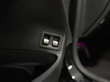 MERCEDES-BENZ GLC 300 e Coupe 4M AMG-LINE