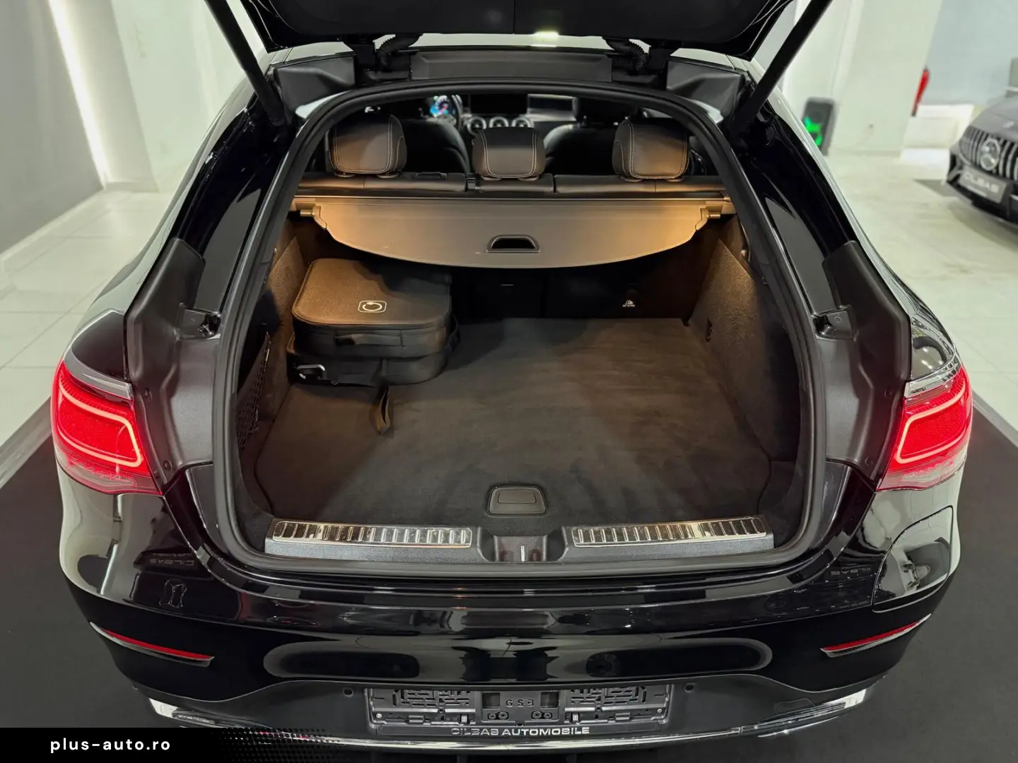 MERCEDES-BENZ GLC 300 e Coupe 4M AMG-LINE