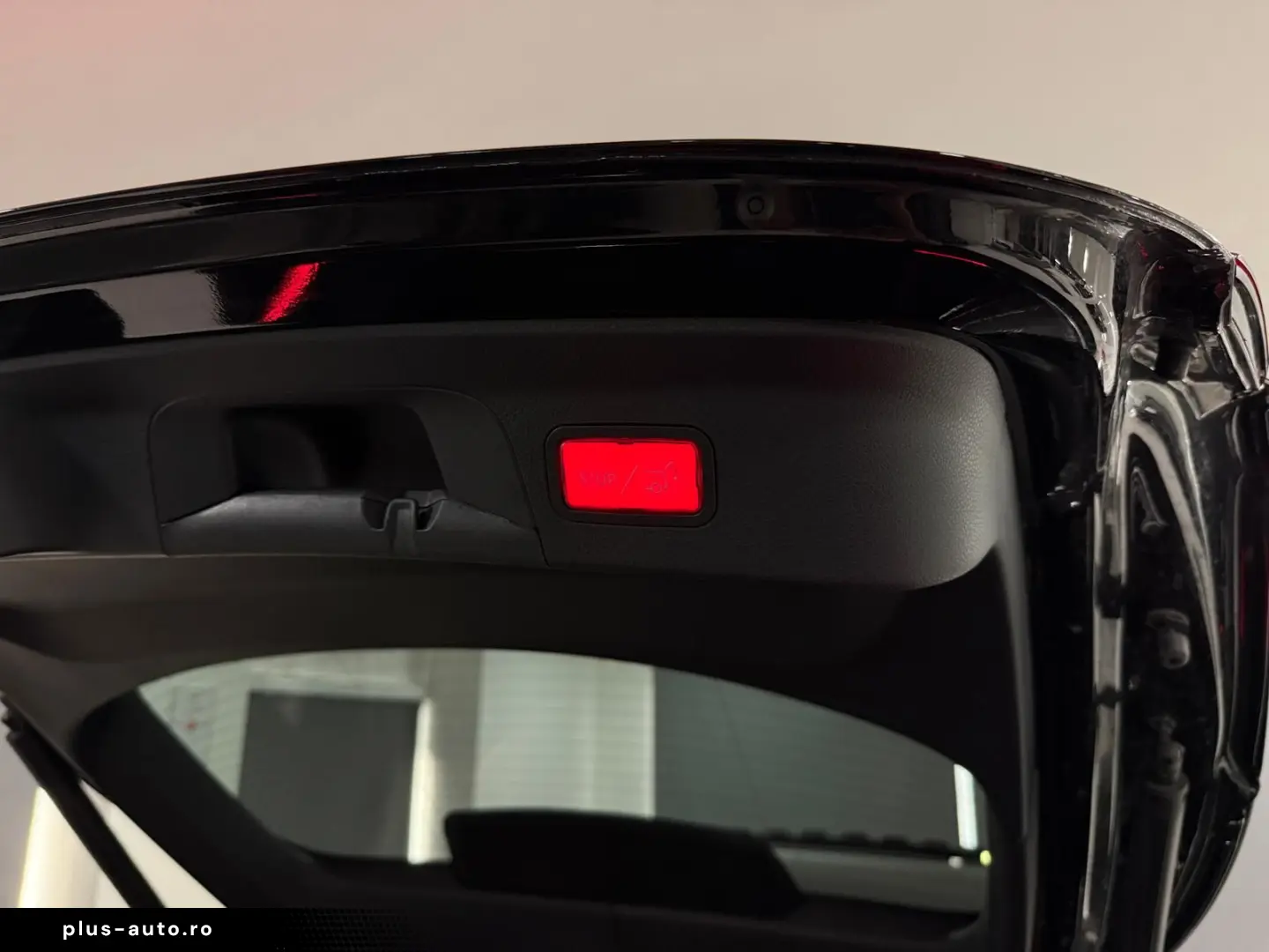 MERCEDES-BENZ GLC 300 e Coupe 4M AMG-LINE