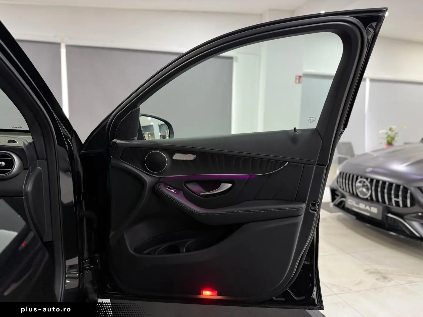 MERCEDES-BENZ GLC 300 e Coupe 4M AMG-LINE