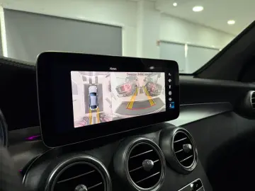 MERCEDES-BENZ GLC 300 e Coupe 4M AMG-LINE