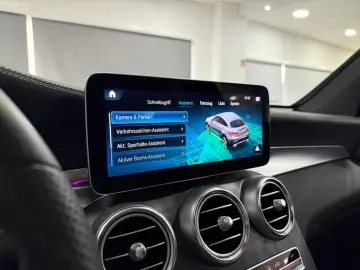 MERCEDES-BENZ GLC 300 e Coupe 4M AMG-LINE