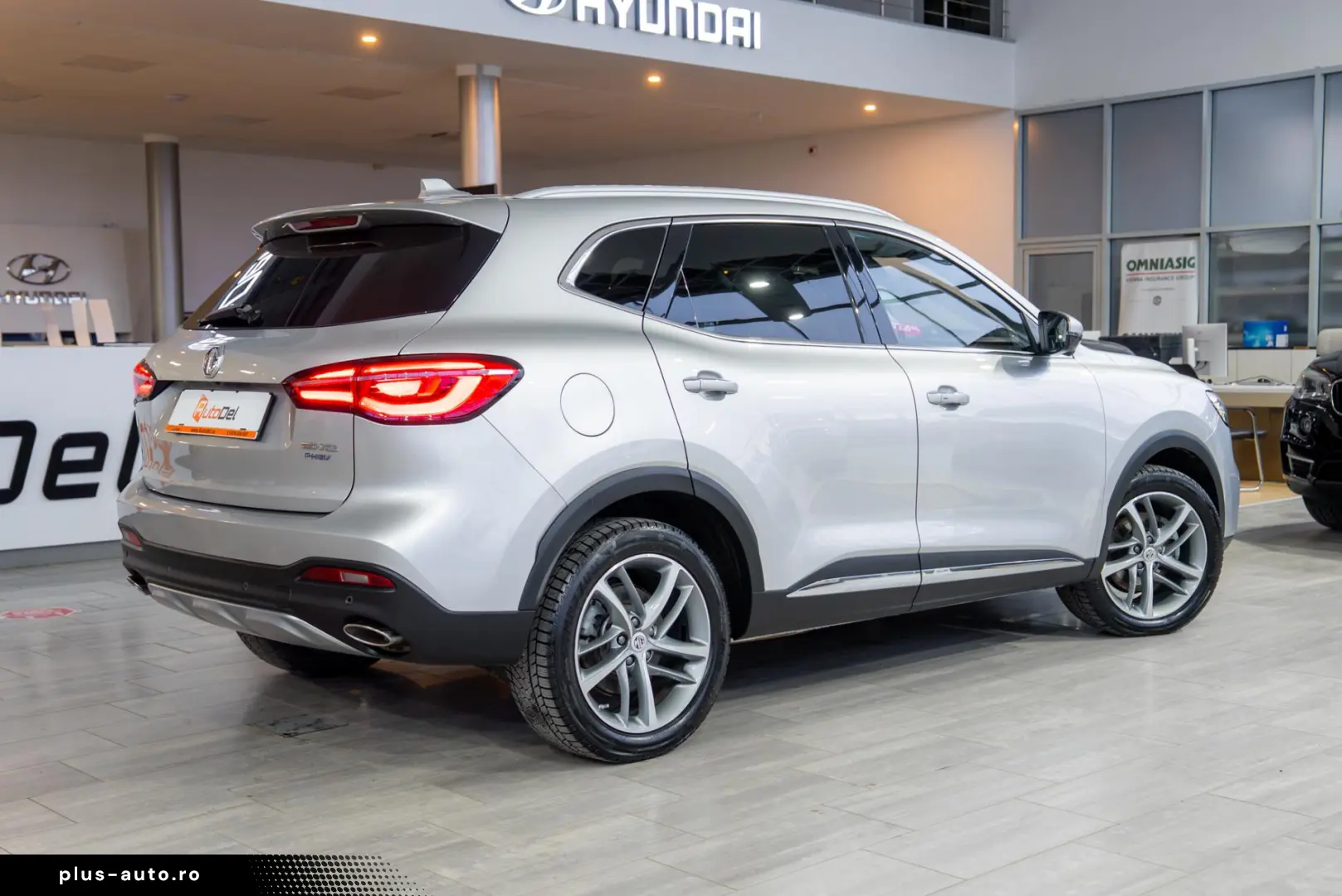 MG EHS PLUG-IN HYBRID