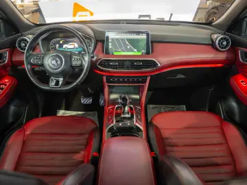 MG EHS PLUG-IN HYBRID