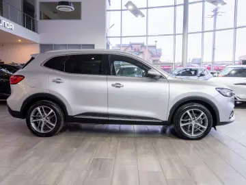 MG EHS PLUG-IN HYBRID