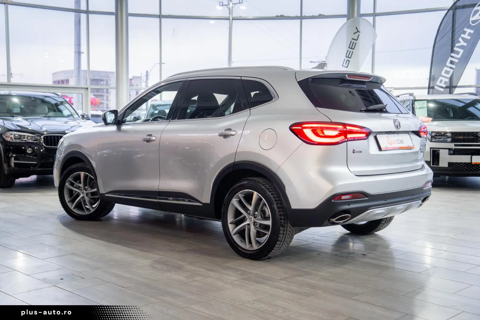 MG EHS PLUG-IN HYBRID