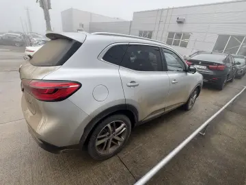 MG EHS PLUG-IN HYBRID