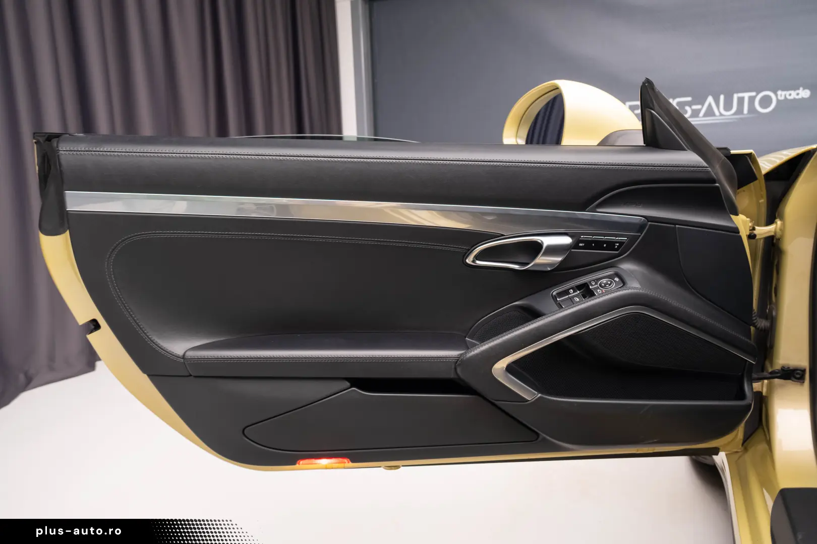 Porsche 911 Carrera 4s