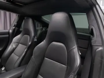 Porsche 911 Carrera 4s