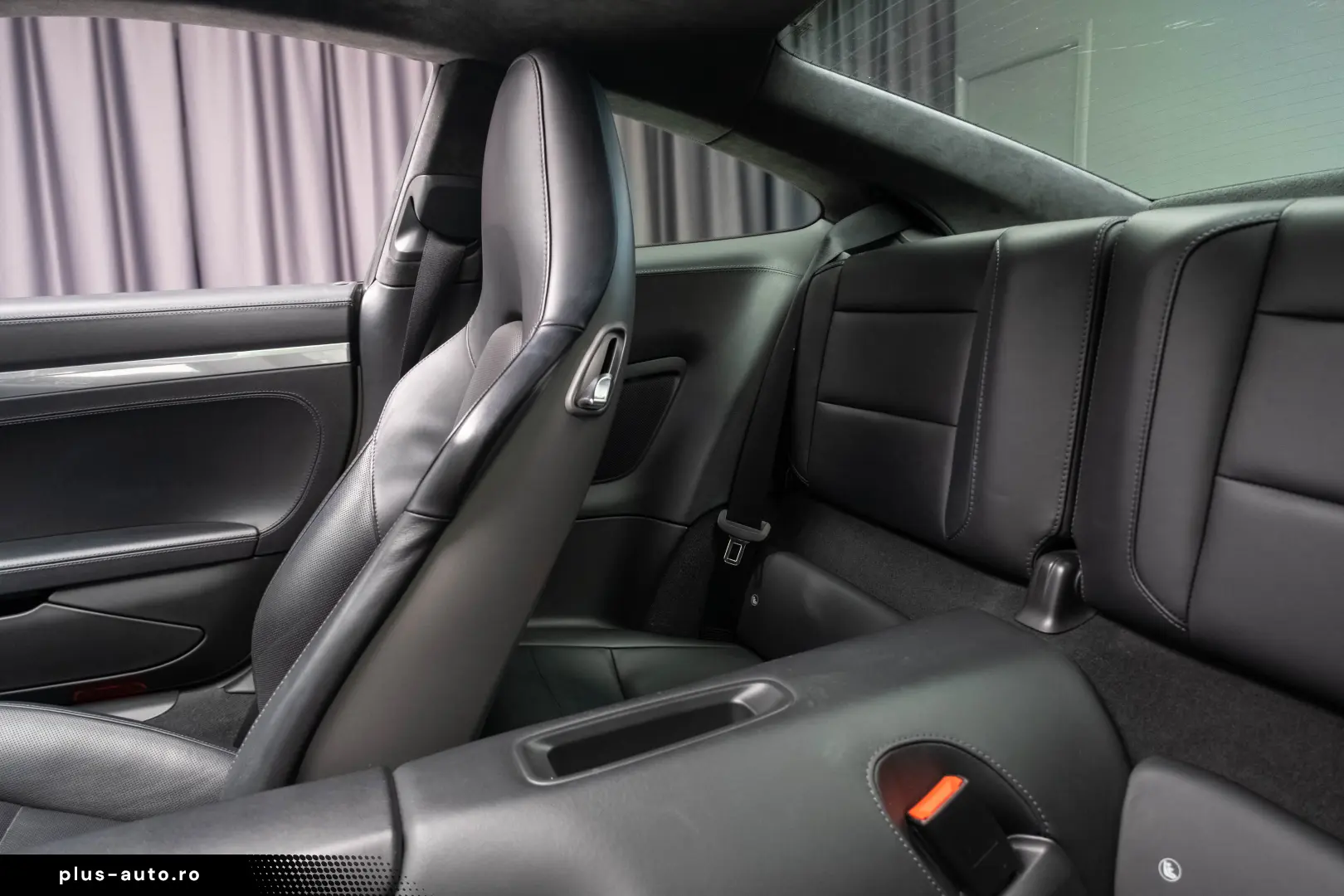 Porsche 911 Carrera 4s