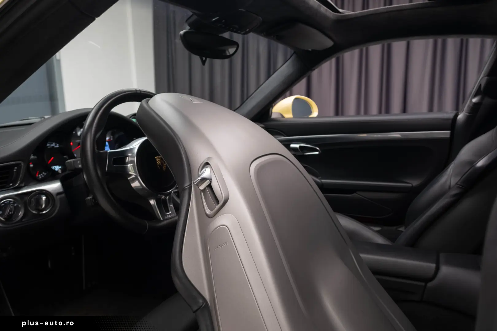 Porsche 911 Carrera 4s