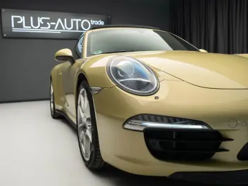 Porsche 911 Carrera 4s