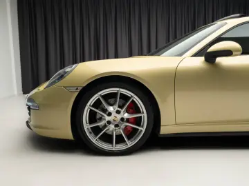 Porsche 911 Carrera 4s