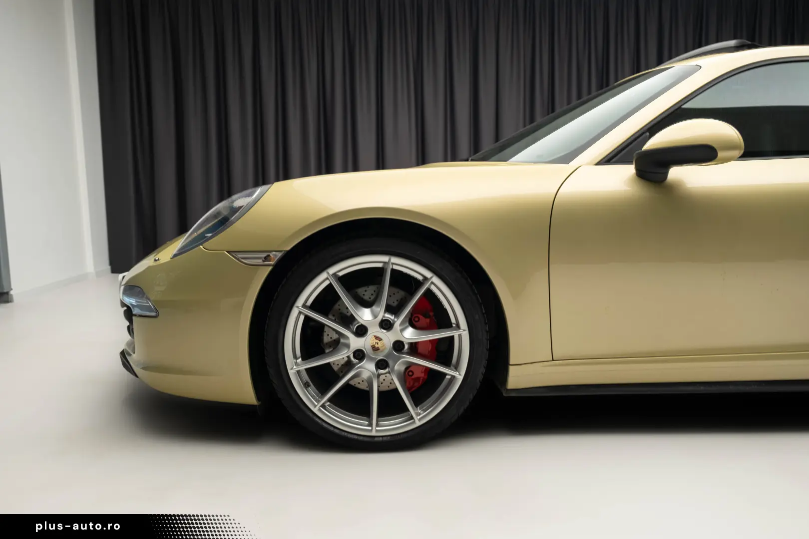 Porsche 911 Carrera 4s