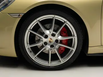 Porsche 911 Carrera 4s