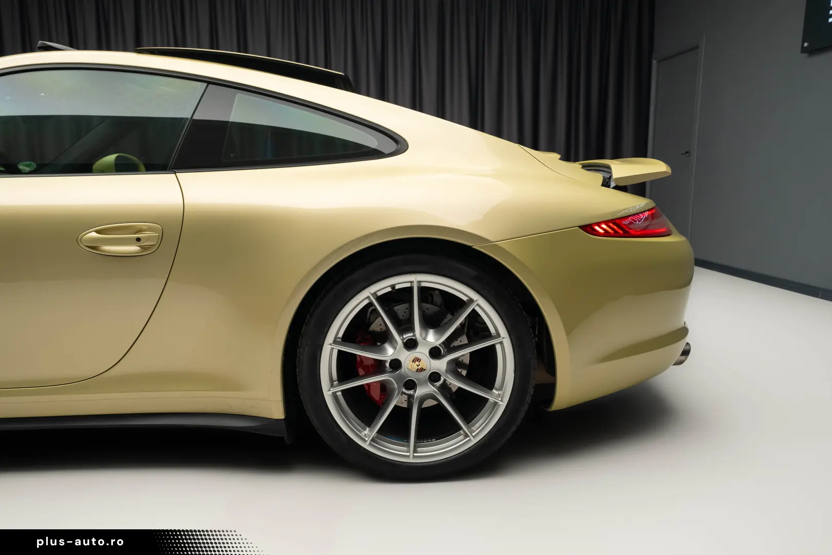 Porsche 911 Carrera 4s