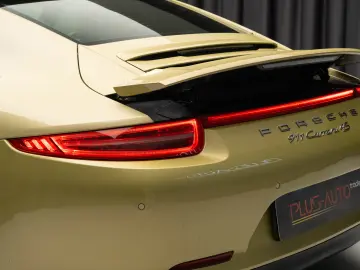 Porsche 911 Carrera 4s