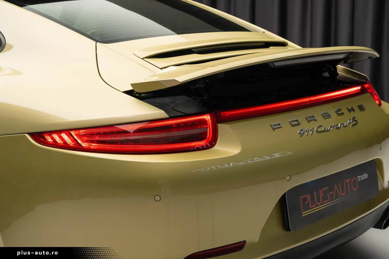 Porsche 911 Carrera 4s