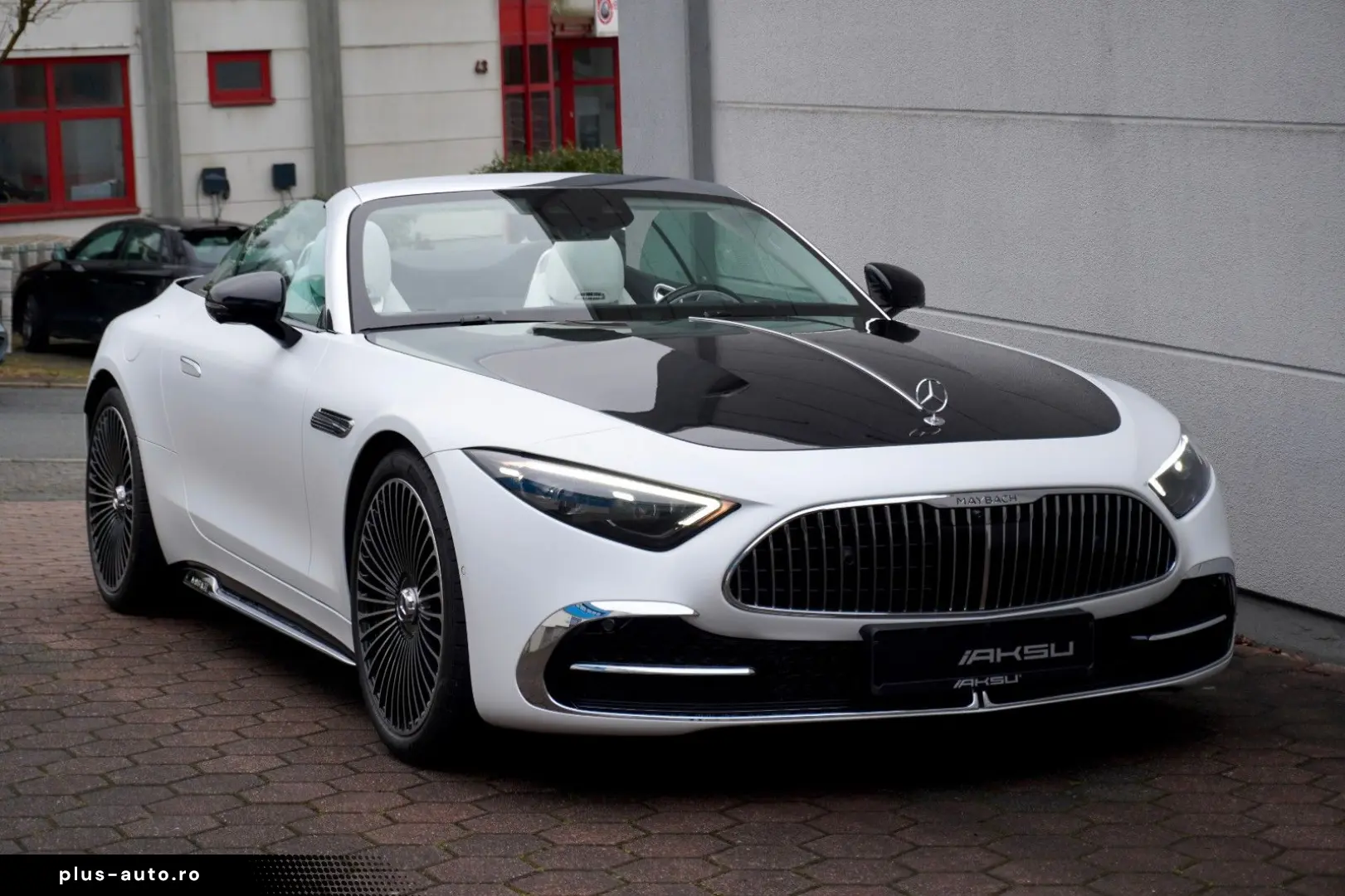 MERCEDES-BENZ SL 680 MAYBACH MONOGRAM SERIES WHITE AMBIENCE