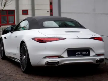 MERCEDES-BENZ SL 680 MAYBACH MONOGRAM SERIES WHITE AMBIENCE