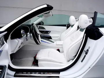 MERCEDES-BENZ SL 680 MAYBACH MONOGRAM SERIES WHITE AMBIENCE