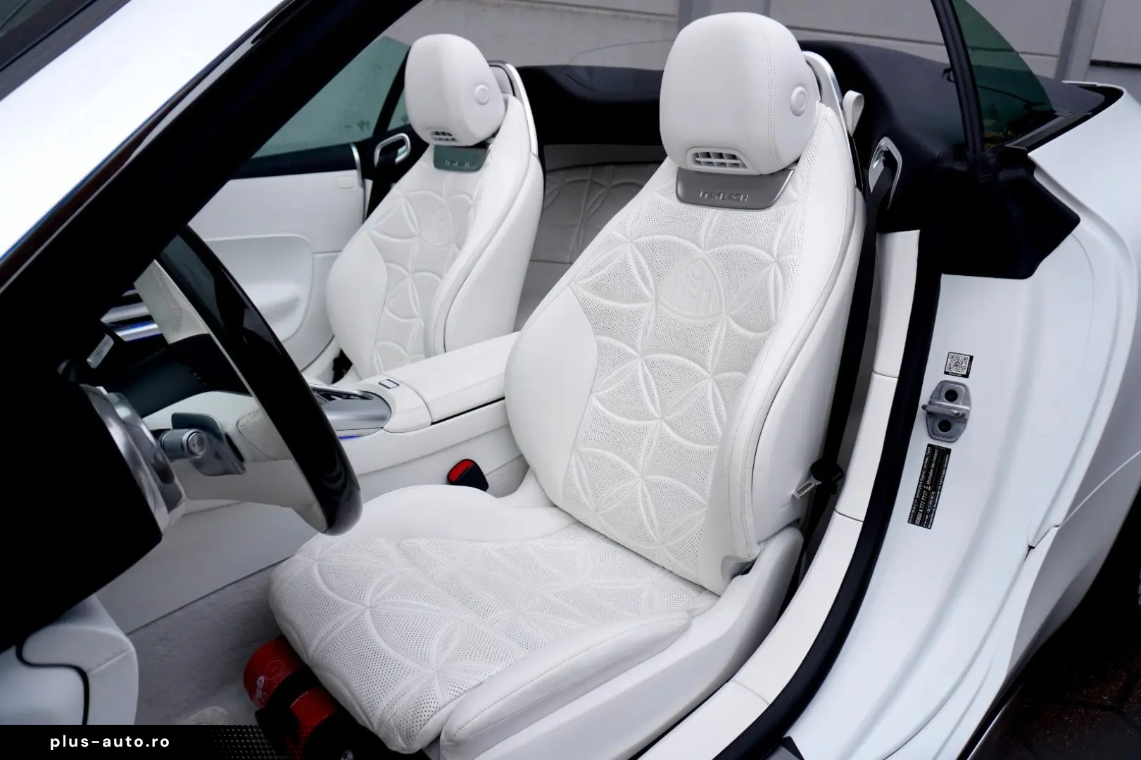 MERCEDES-BENZ SL 680 MAYBACH MONOGRAM SERIES WHITE AMBIENCE