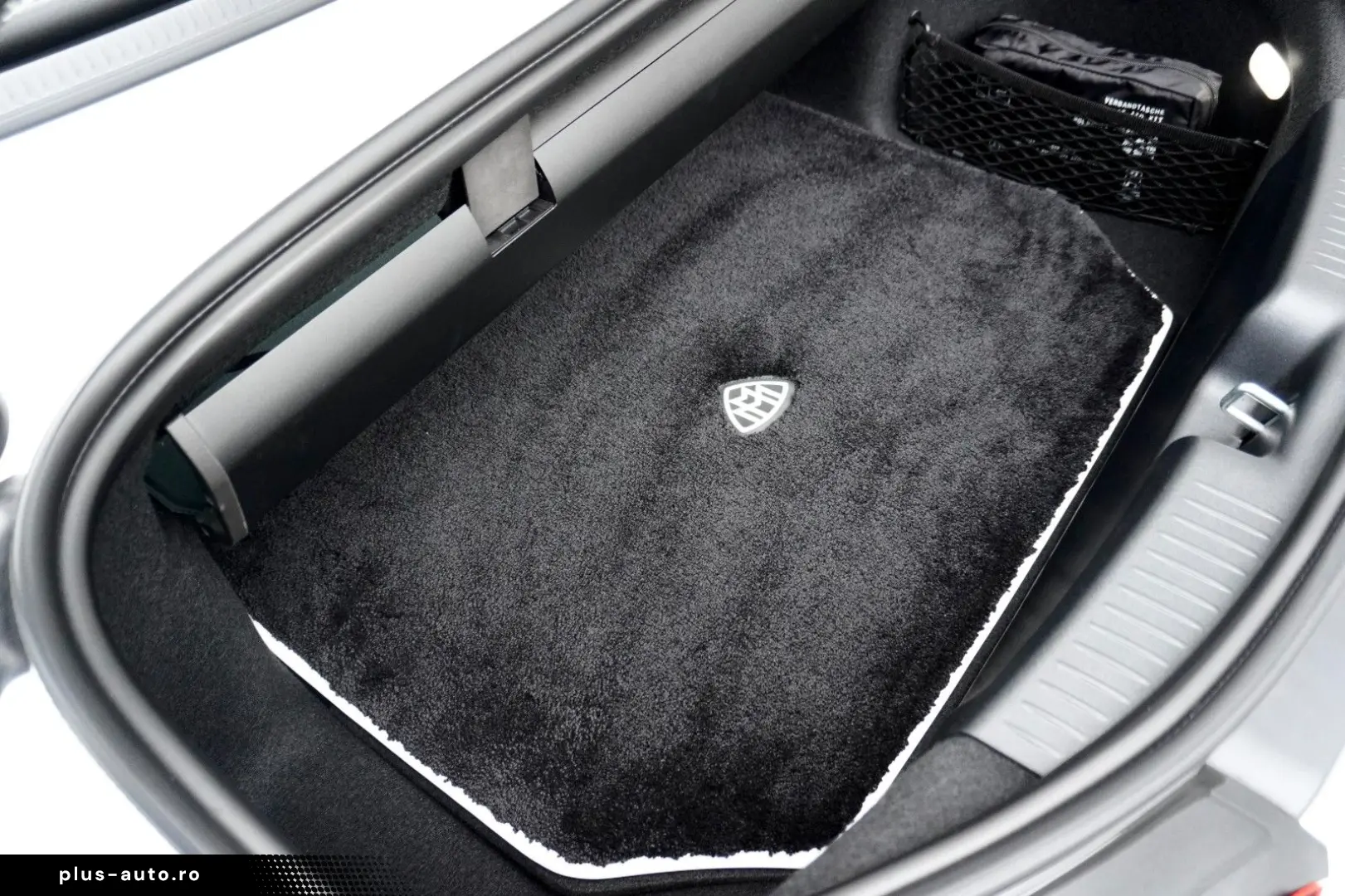 MERCEDES-BENZ SL 680 MAYBACH MONOGRAM SERIES WHITE AMBIENCE